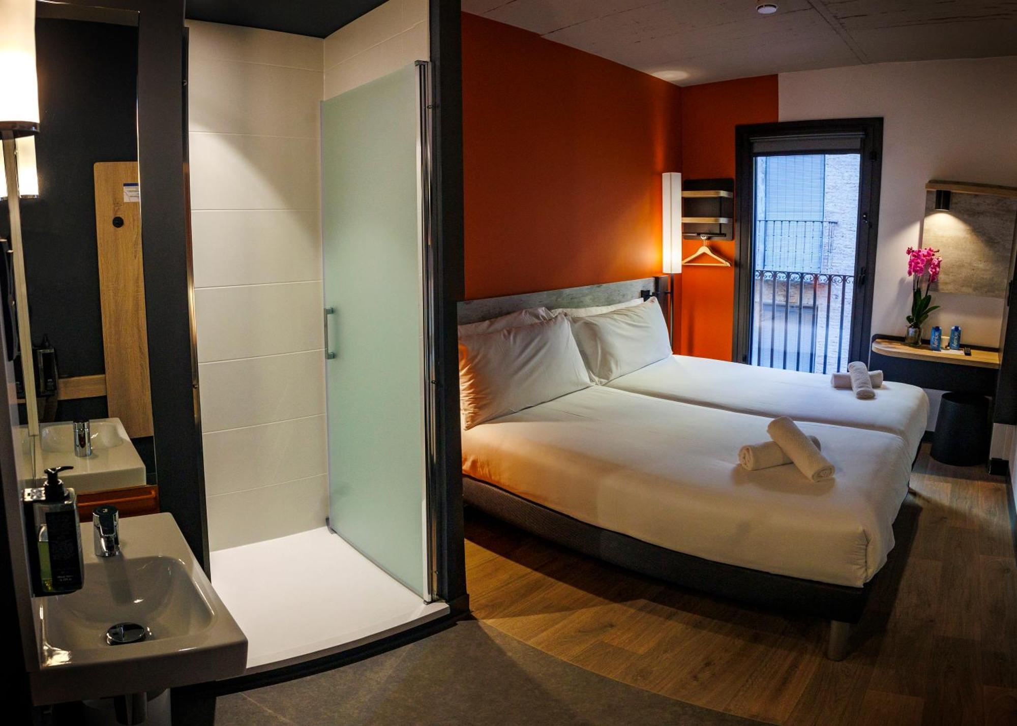 Отель Ibis Budget Logrono Centro Экстерьер фото