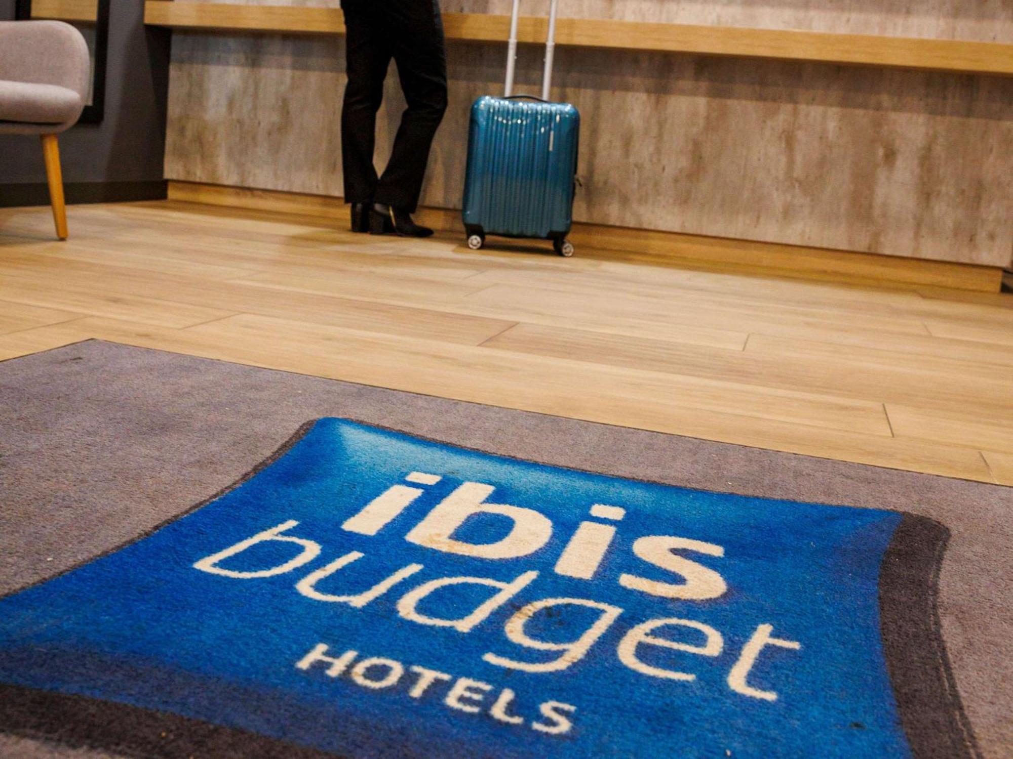 Отель Ibis Budget Logrono Centro Экстерьер фото